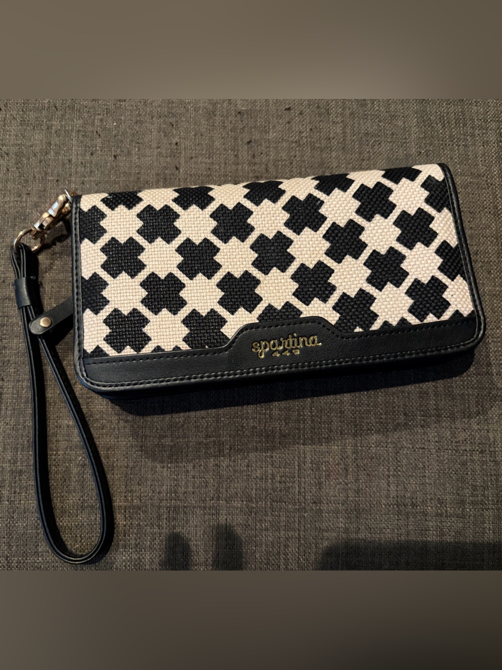 Spartina 449 Black & White Cross Print Wristlet